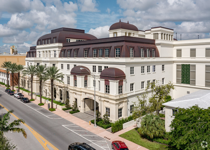 Read more about the article SUNSET OFFICE